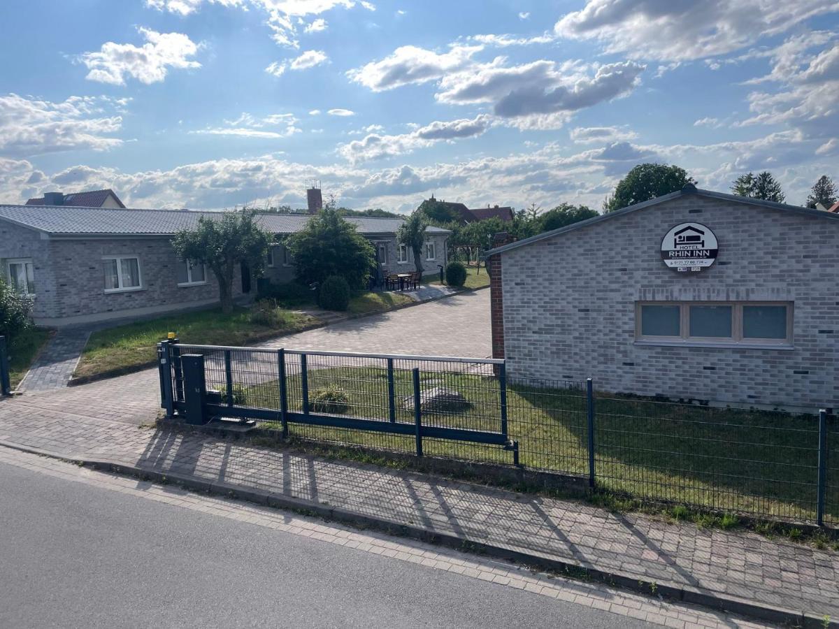 Hotel Rhin Inn Fehrbellin Buitenkant foto
